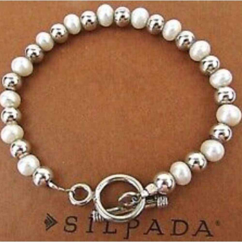 Silpada Sterling Silver Pearl Feminine Flair Toggle Clasp Bracelet B2399